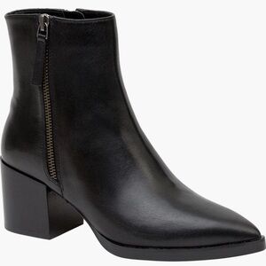 Línea Paolo Viva bootie.